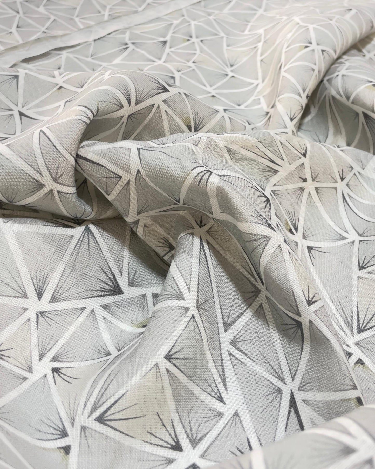 Grey White Geometric Allover Digital Printed - Dyed Premium Linen Fabric BC-ITN-630178 (NEW)