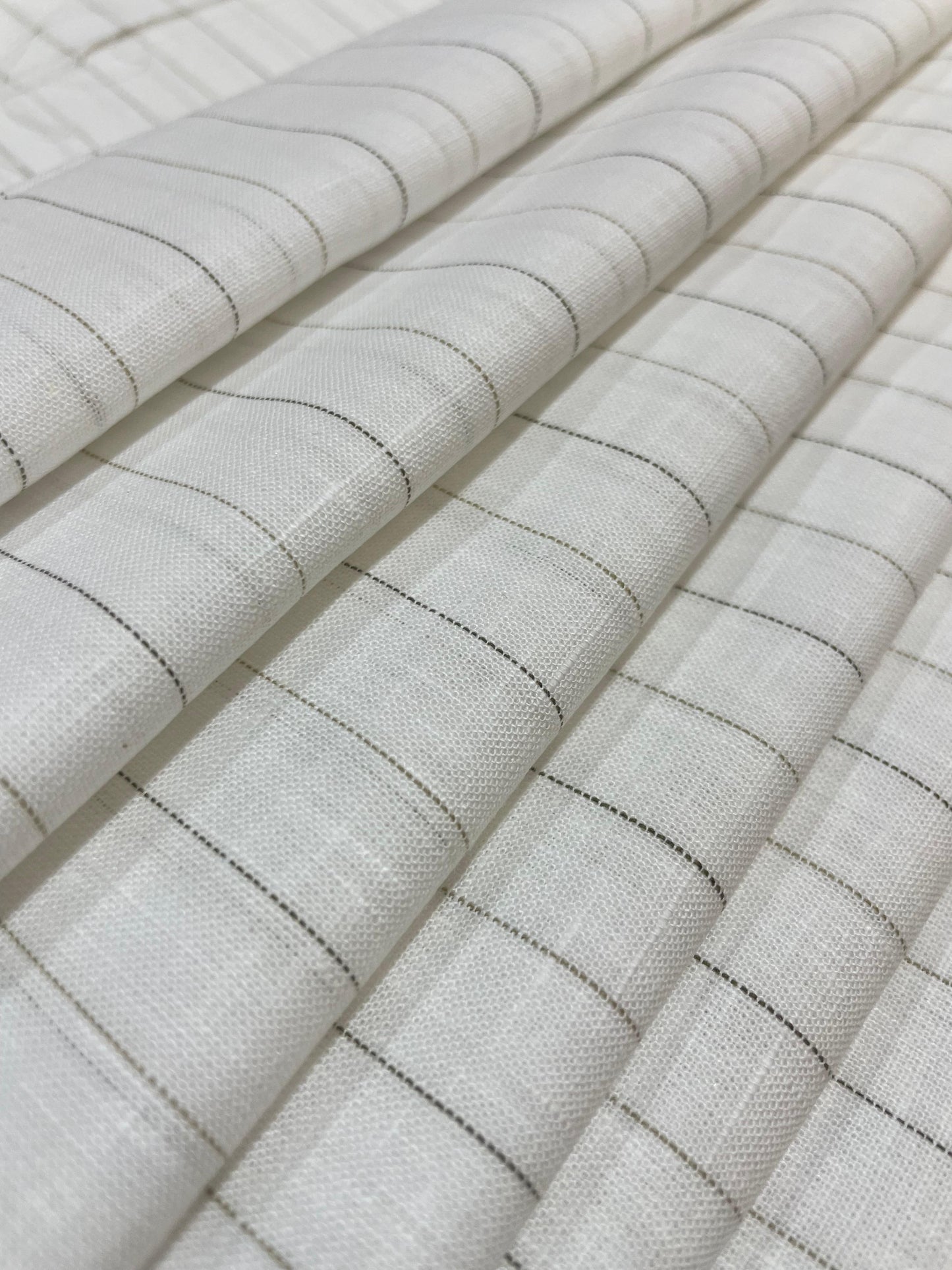 White - Green/Black (60's) Korean Linen Fabric BC-SN-KL-230276