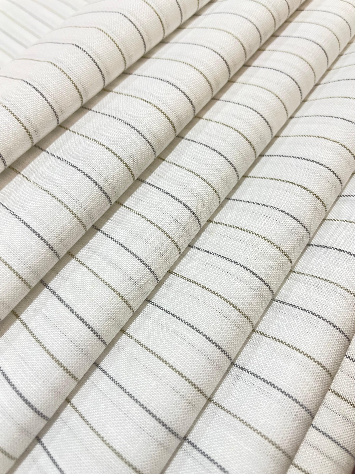 White- Multicolor  (80's)- Korean Linen Fabric BC-LY-KL-540130